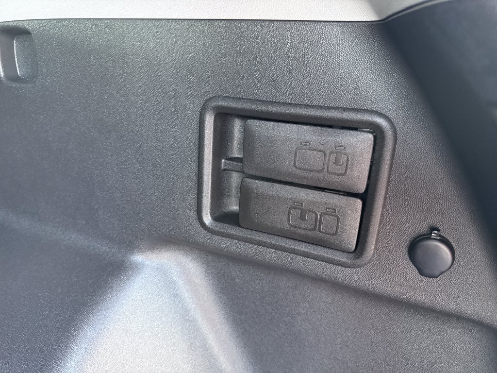 Used 2023 GMC Terrain AT4 w/ Infotainment Package II AWD/4WD image 42