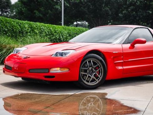 Used 2001 Chevrolet Corvette Z06 w/ Memory Pkg RWD image 30