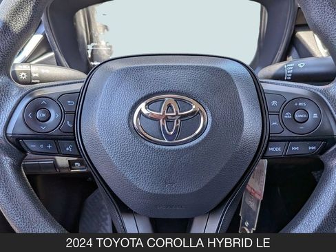 Used 2024 Toyota Corolla LE FWD image 12