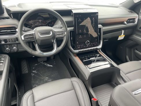 New 2026 GMC Yukon XL Denali w/ Sun & Power Step Package image 9