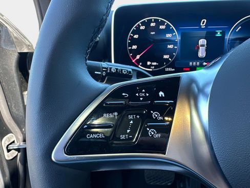 Used 2026 Mercedes-Benz GLC 350e 4MATIC image 26