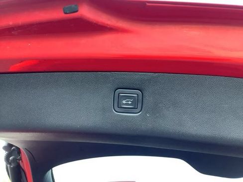 Used 2020 Chevrolet Blazer RS FWD image 11