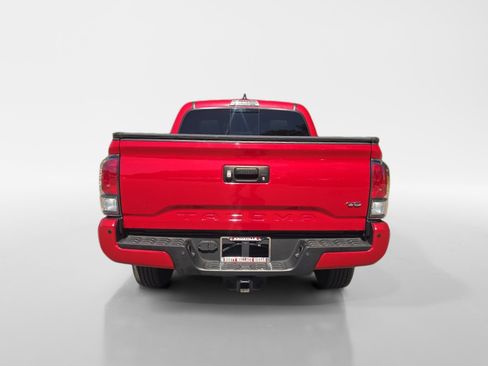 Used 2023 Toyota Tacoma Limited RWD image 4
