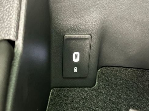 New 2026 Volkswagen Atlas SEL Premium R-Line image 15