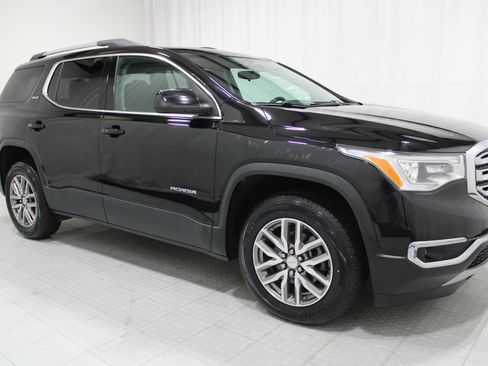 Used 2018 GMC Acadia SLE w/ Driver Alert Package I AWD/4WD image 4