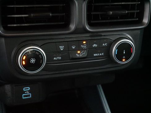 Used 2022 Ford Maverick XL image 23