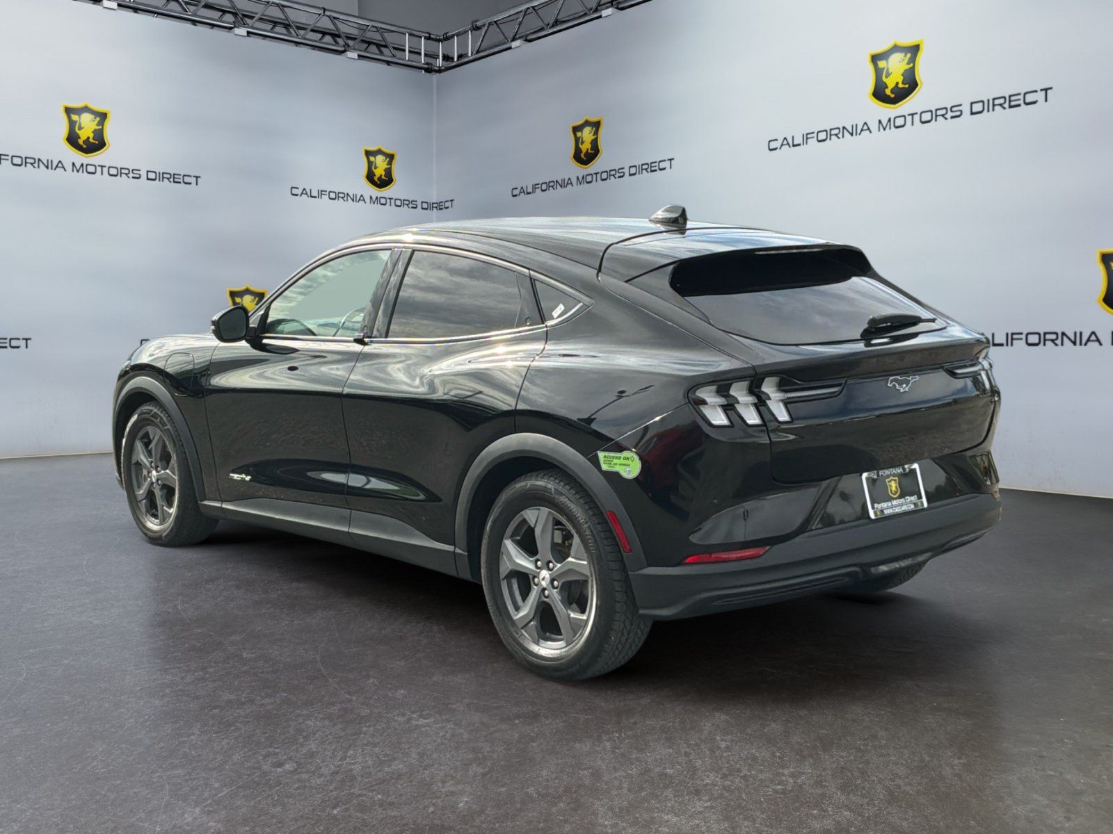Used 2021 Ford Mustang Mach-E Select RWD image 3