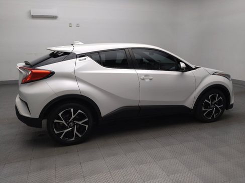 Used 2018 Toyota C-HR XLE image 10