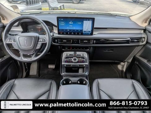 Used 2022 Lincoln Nautilus FWD w/ Premium Package image 16