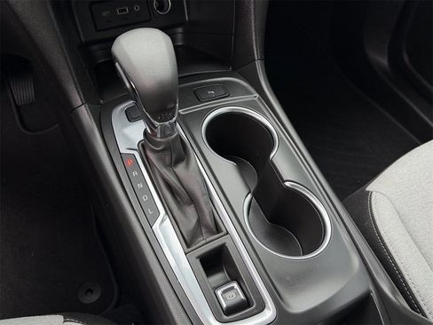 Used 2022 Chevrolet Equinox LT image 21