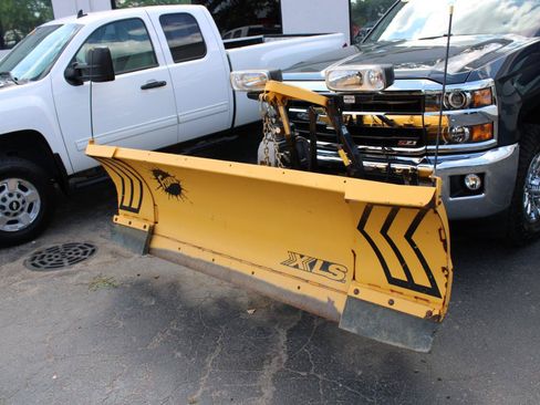 Used 2018 Chevrolet Silverado 2500 LT w/ LT Convenience Package AWD/4WD image 25