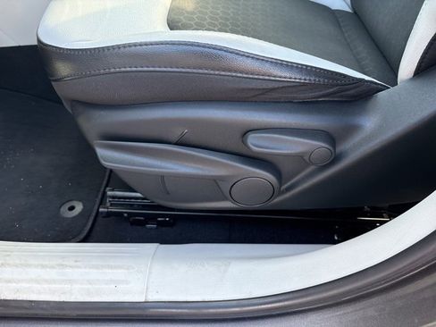 Used 2021 Jeep Compass Latitude image 19