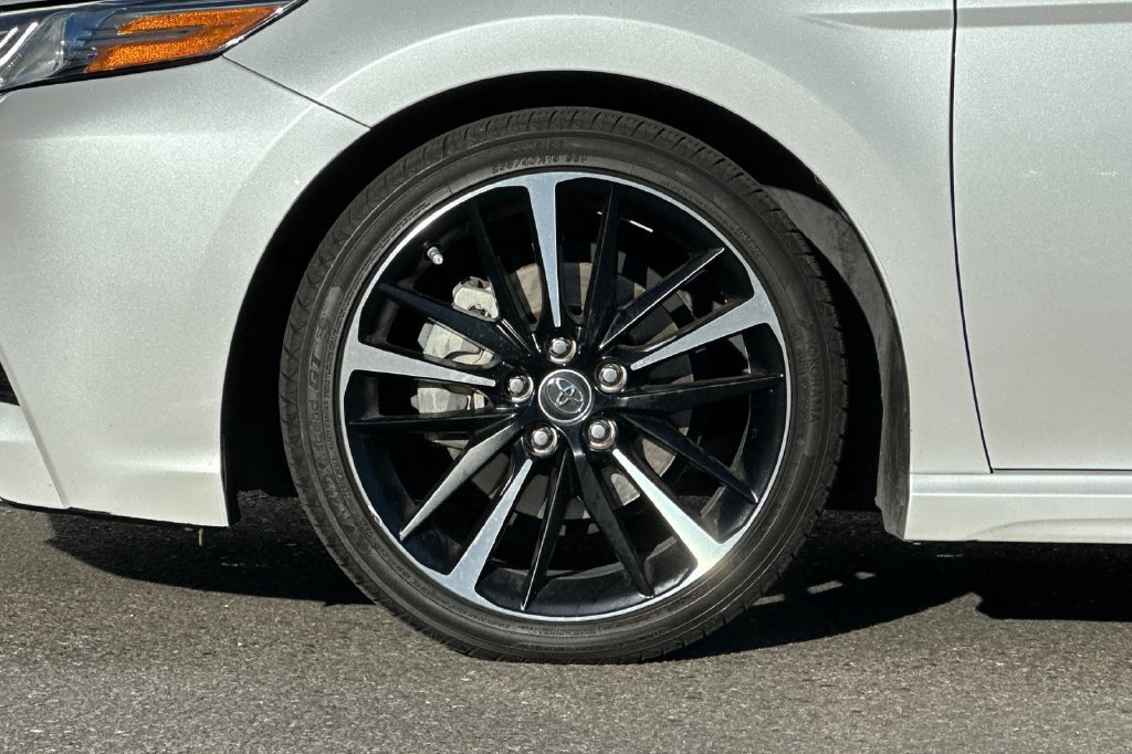 Used 2019 Toyota Camry XSE w/ Driver Assist Package FWD image 10
