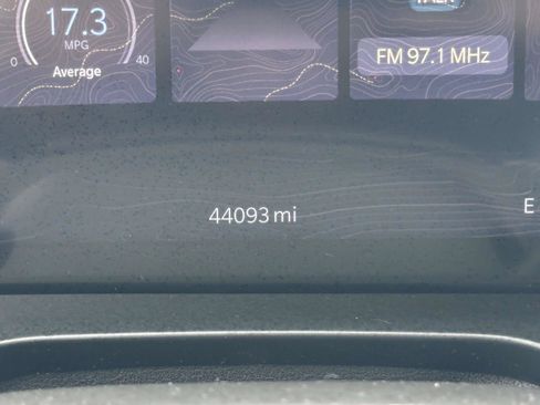 Used 2023 Jeep Grand Cherokee Limited image 23