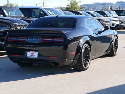 Used 2023 Dodge Challenger SRT Hellcat image 4