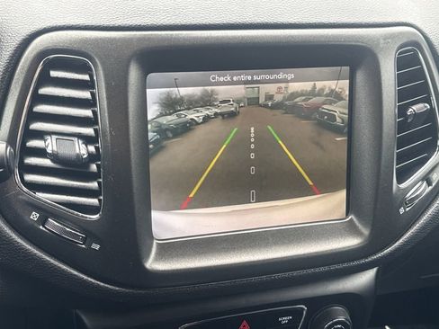 Used 2019 Jeep Compass Trailhawk image 22