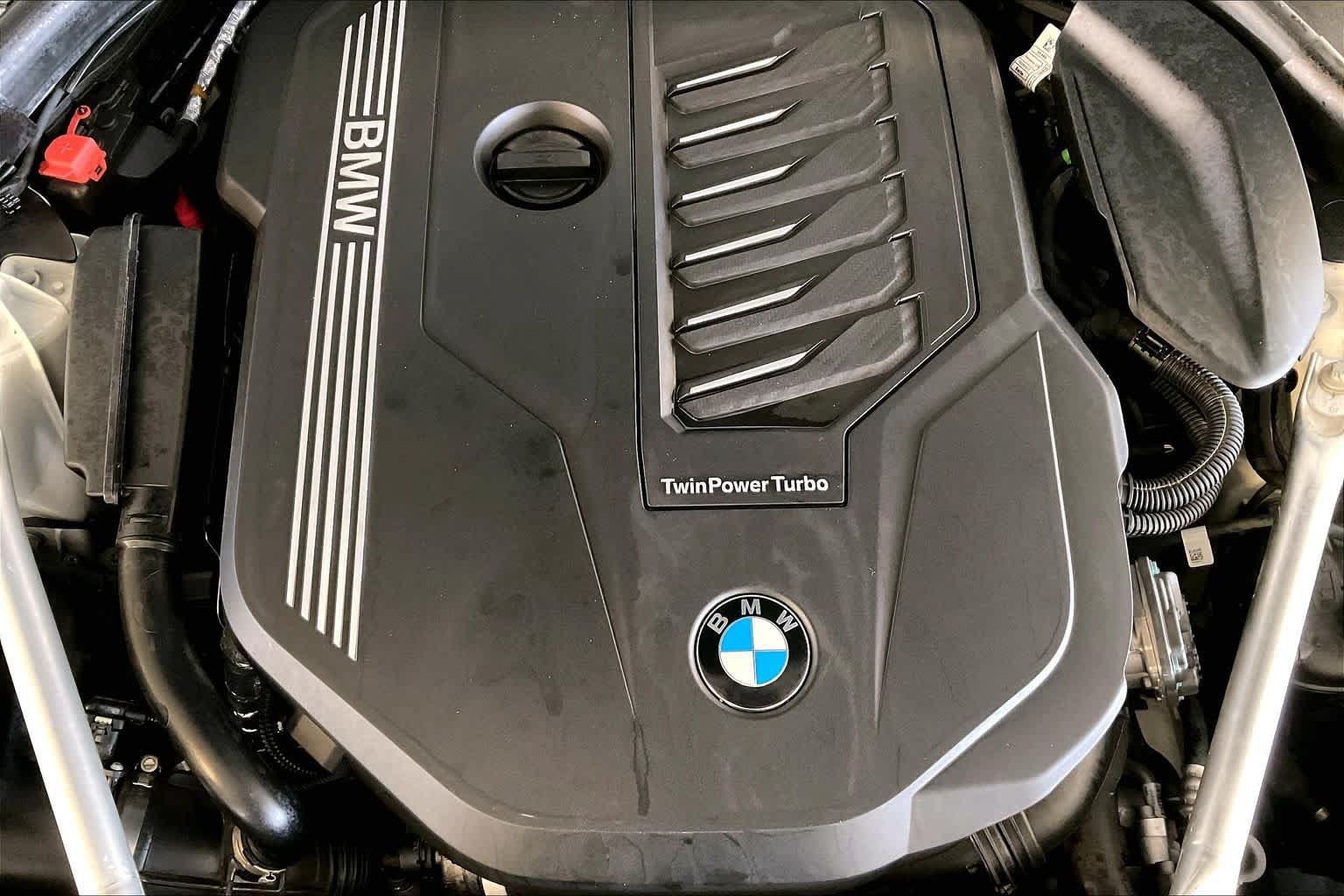 Used 2023 BMW 540i w/ M Sport Package RWD image 29