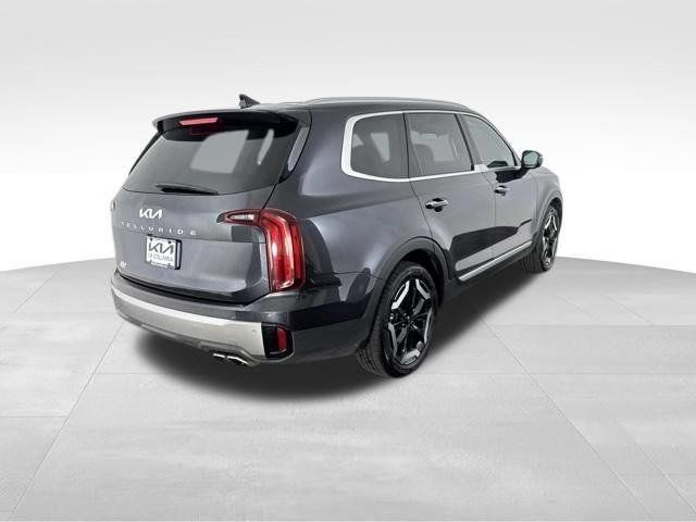 Certified 2025 Kia Telluride S FWD image 7