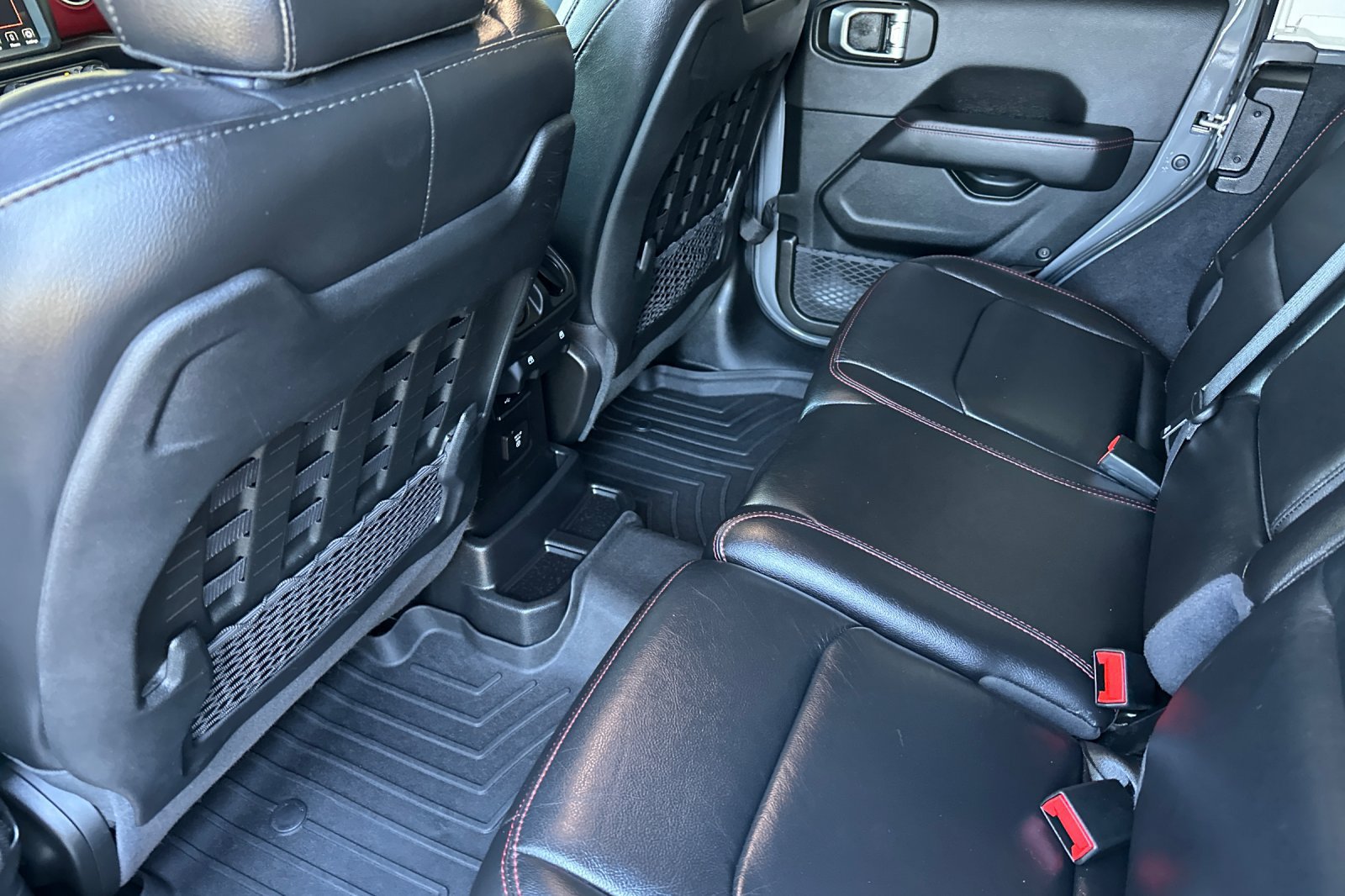 Used 2020 Jeep Wrangler Unlimited Rubicon AWD/4WD image 12