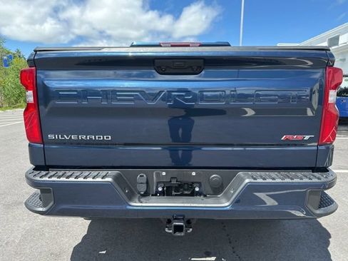 Used 2022 Chevrolet Silverado 1500 RST AWD/4WD image 4