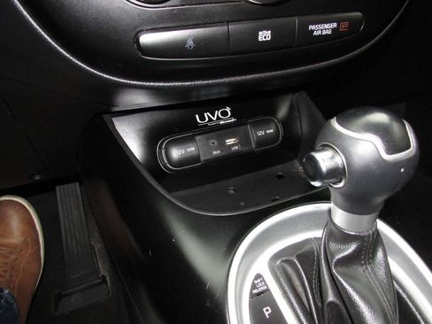 Used 2015 Kia Soul FWD image 52