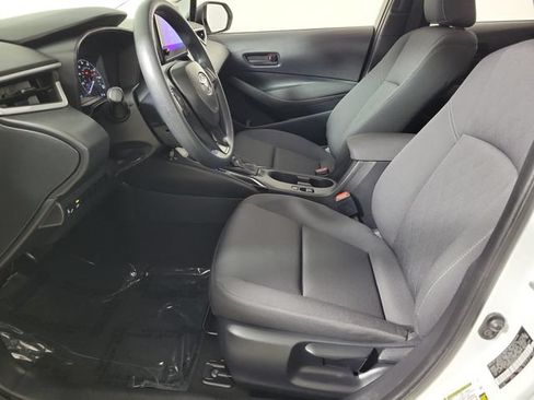Used 2024 Toyota Corolla LE FWD image 19