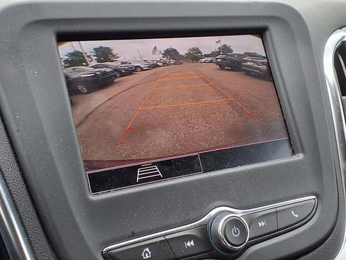 Used 2024 Chevrolet Equinox LT w/ LPO, Floor Liner Package FWD image 24