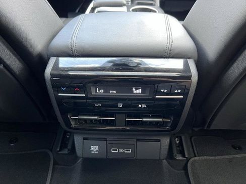 Used 2024 Acura MDX FWD image 46