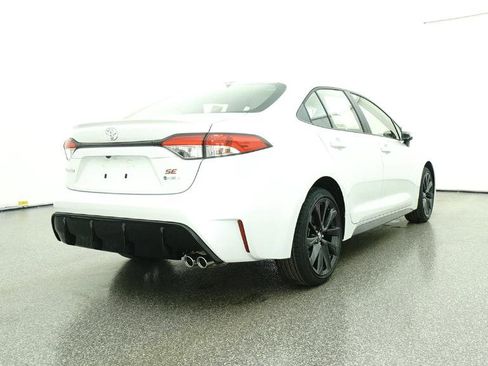 New 2026 Toyota Corolla SE image 19
