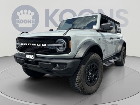 Used 2022 Ford Bronco Wildtrak AWD/4WD image 1