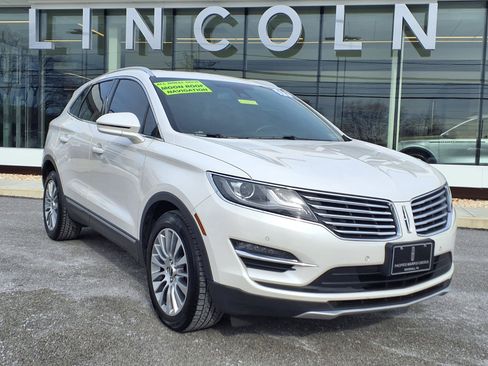 Used 2017 Lincoln MKC Reserve image 2