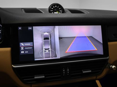 Certified 2019 Porsche Cayenne E-Hybrid AWD/4WD image 38