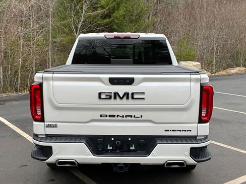 Used 2024 GMC Sierra 1500 Denali image 4