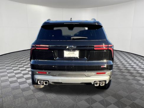 New 2026 Chevrolet Traverse Z71 w/ Enhanced Driving Package image 5