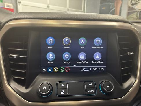 Used 2023 GMC Acadia Denali w/ Denali Ultimate Package FWD image 25