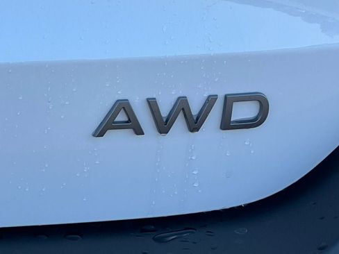 New 2026 Nissan Kicks SV w/ SV Premium Package image 2