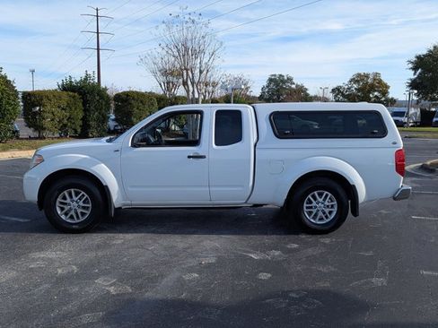 Used 2019 Nissan Frontier SV image 8