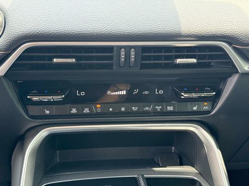 Certified 2024 MAZDA CX-90 3.3 Turbo w/ Preferred Plus AWD/4WD image 26