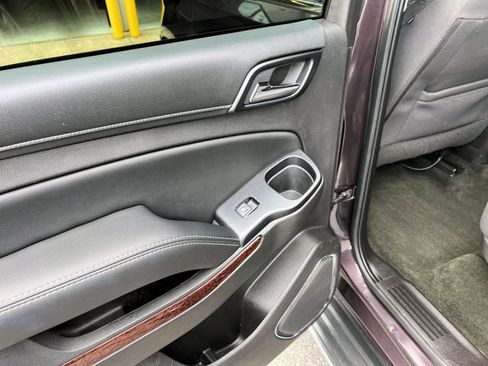 Used 2016 GMC Yukon SLE w/ Convenience Package AWD/4WD image 26