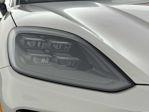 New 2026 Porsche Cayenne GTS image 35