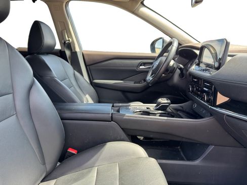 Used 2023 Nissan Rogue SL w/ SL Premium Package FWD image 17