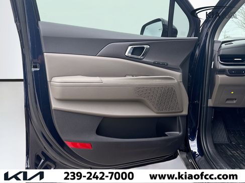 New 2026 Kia Carnival EX image 22