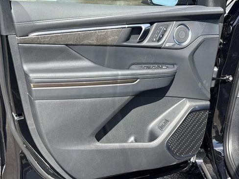 New 2026 Buick Enclave Avenir w/ Super Cruise Package image 11