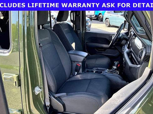 Used 2021 Jeep Wrangler Unlimited Sahara w/ Safety Group AWD/4WD image 7