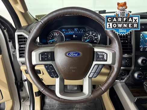 Used 2018 Ford F150 Lariat w/ Equipment Group 502A Luxury AWD/4WD image 17