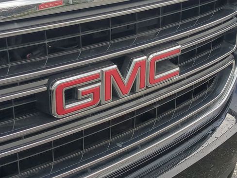 Used 2015 GMC Yukon SLT w/ HD Trailering Package RWD image 35