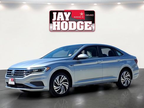 Used 2020 Volkswagen Jetta SEL FWD image 3