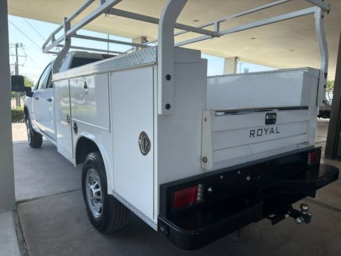 Used 2024 Chevrolet Silverado 2500 W/T w/ WT Convenience Package RWD image 4