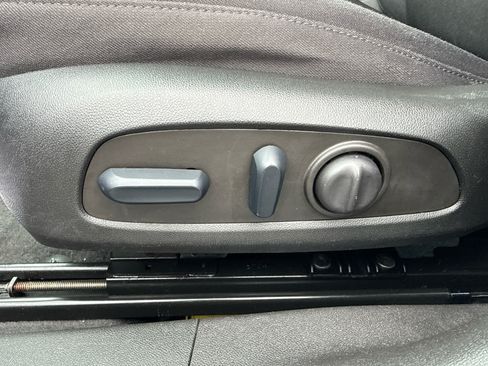 Certified 2022 Chevrolet Malibu LT FWD image 12