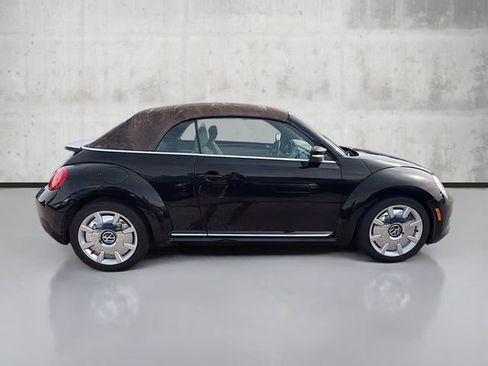 Used 2014 Volkswagen Beetle 1.8T image 4